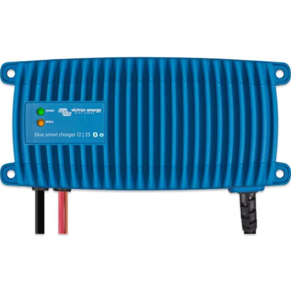 Blue Smart IP67 Charger 12/7 (1)